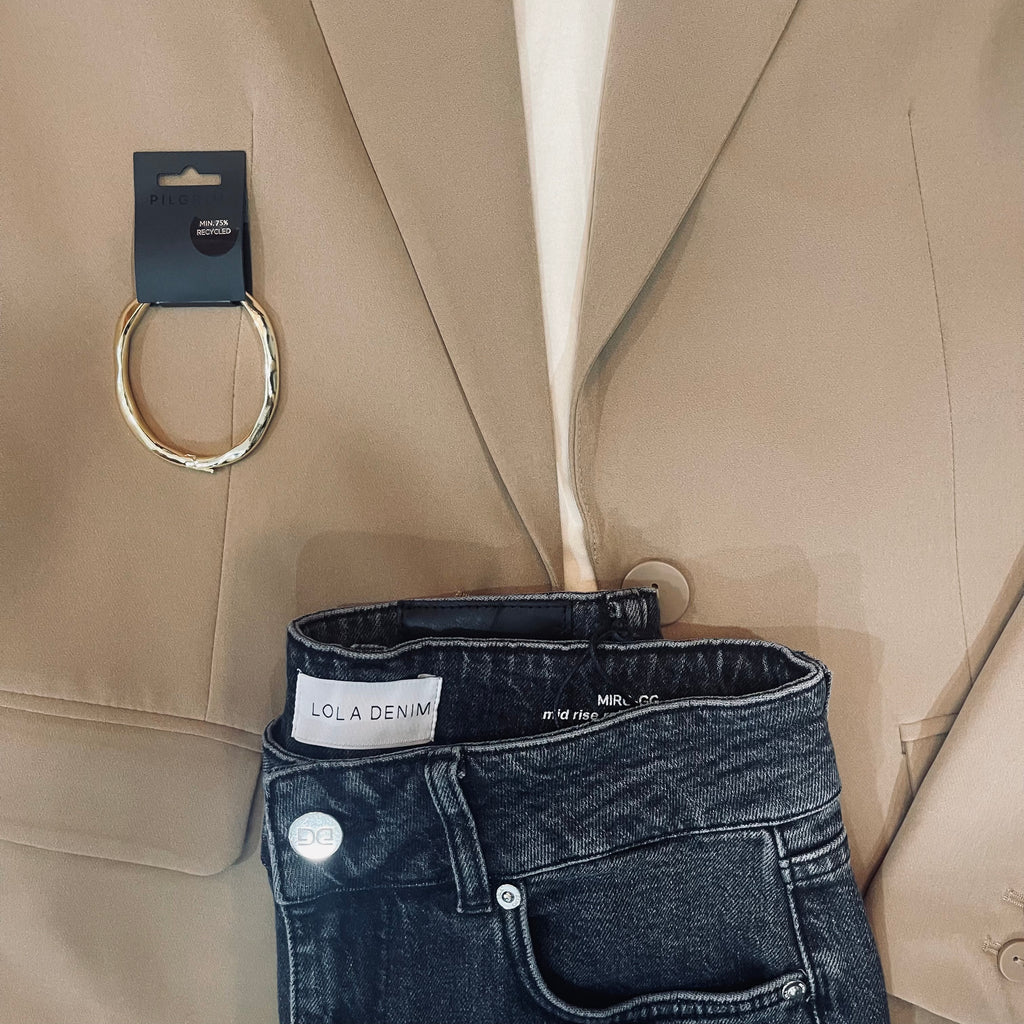 Lola Denim - Mid-Rise Straight Leg Jeans